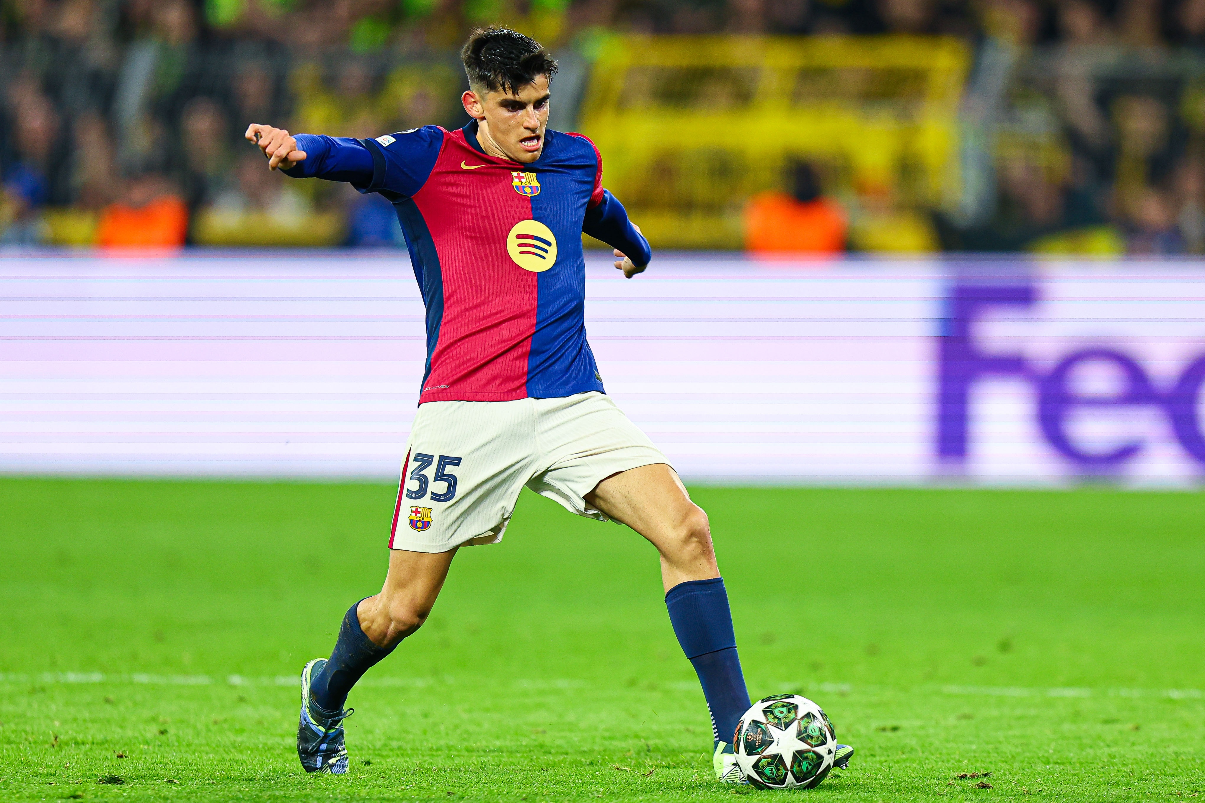 世体：弗里克将用杰拉德-马丁或托伦茨顶替受伤的巴尔德