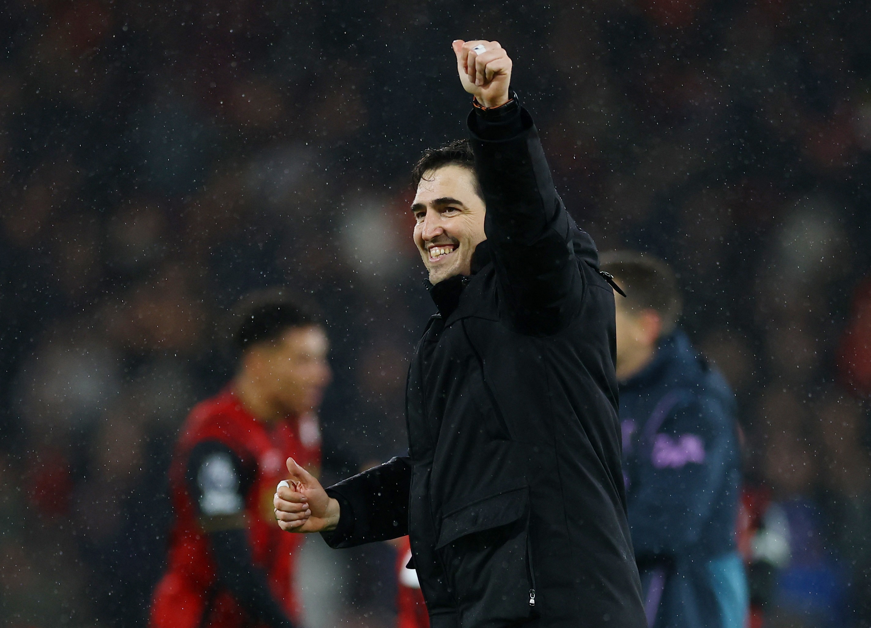 中国娱乐-邮报：伊劳拉考虑与伯恩茅斯续约，水晶宫、热刺等多队有意